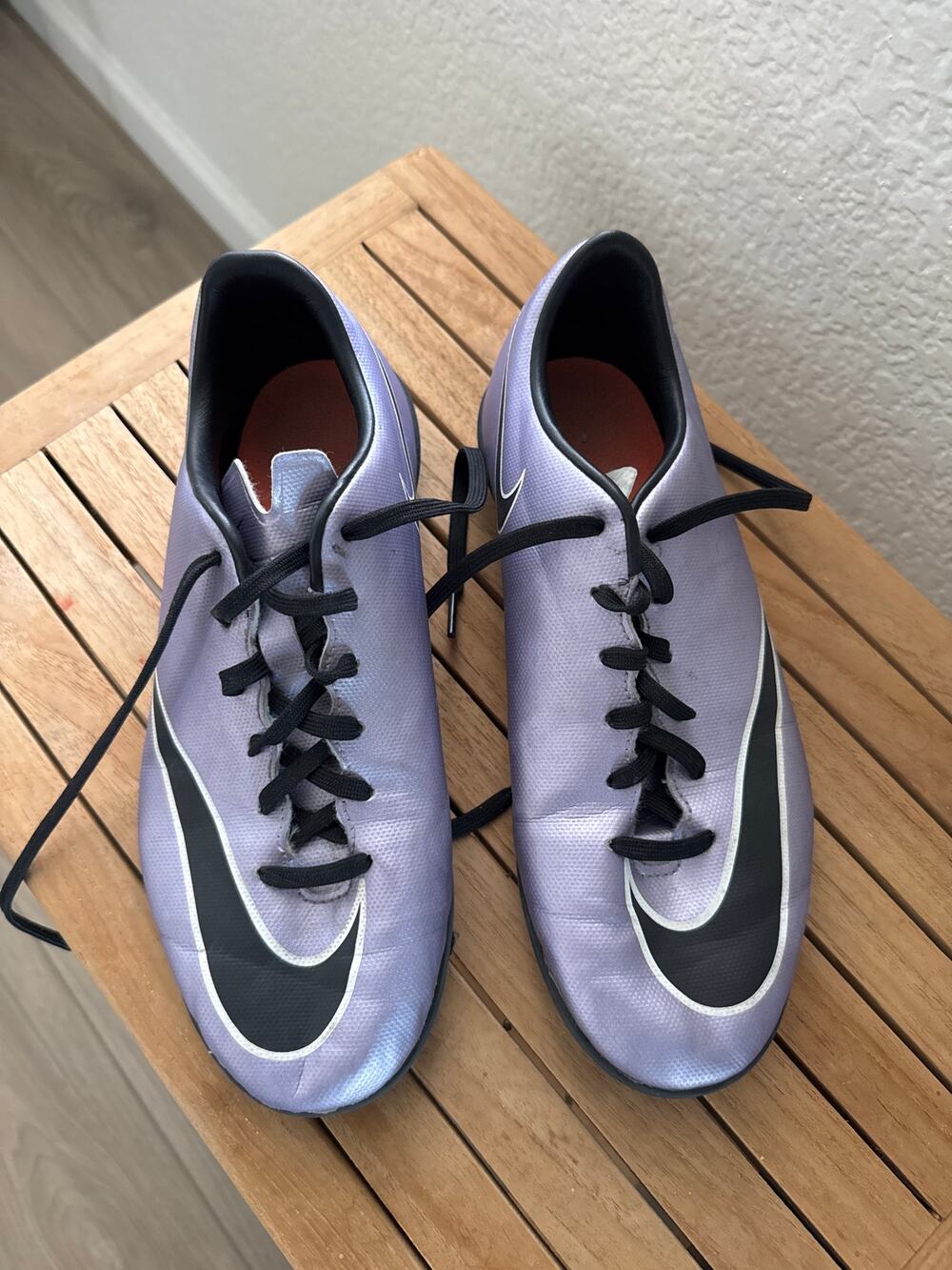 Nike Jr Mercurial Victory V IC Indoor Soccer Shoes Youth Size 6 Court Cleats